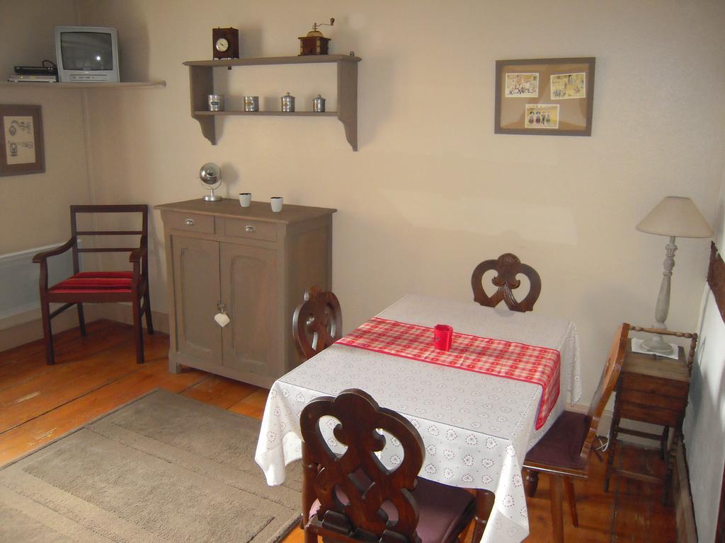 La Maison Vigneronne Riquewihr Ruang foto